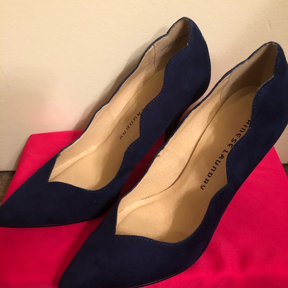 Chinese Laundry Scalloped Blue Suede Pumps